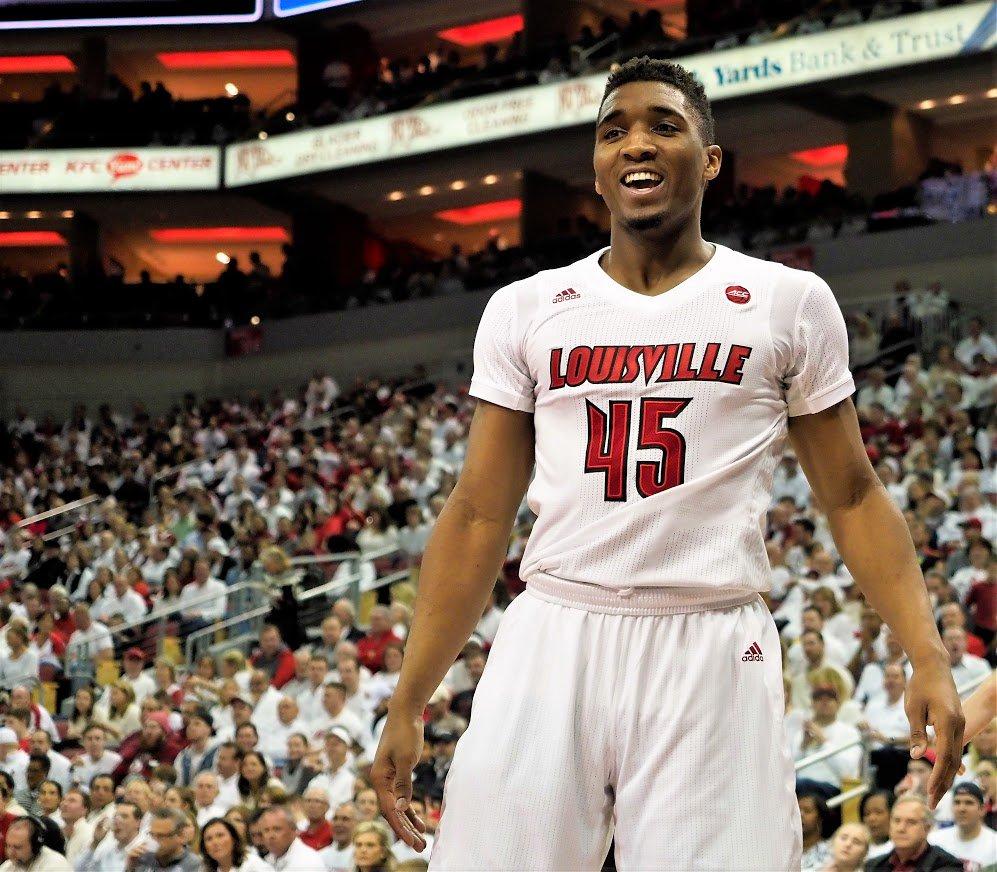 斯帕莱蒂：踢无锋不是想刺激前锋，是因为我确信那是正确体系（斯帕莱蒂：采用无锋阵不是为敲打前锋，我坚信这是最合适的体系）