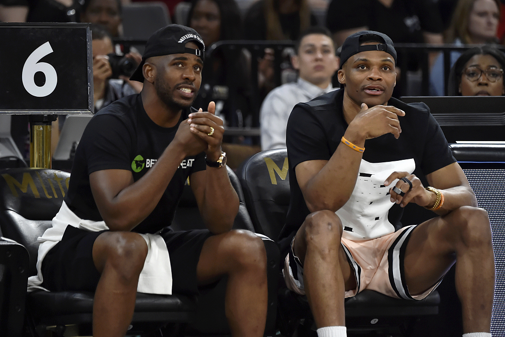 博斯：瑟洛特让球队难以应对；比赛前30分钟属于埃因霍温（博斯：瑟洛特太难缠；开场30分钟PSV占据主动）