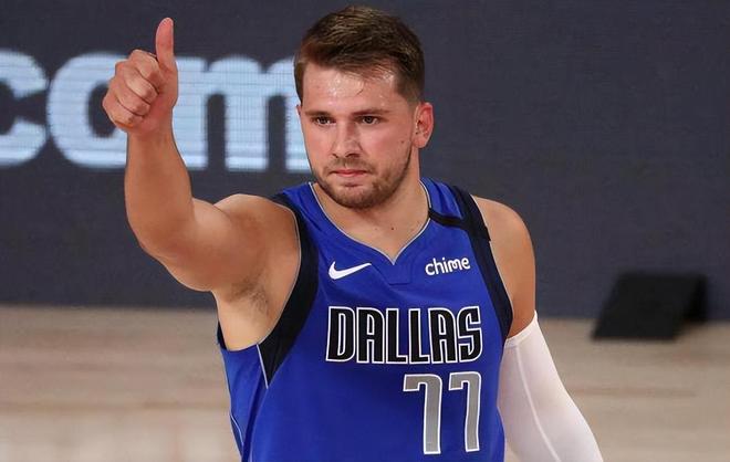 中超球队阵容分析：武汉三镇阵容变化,（中超阵容盘点：武汉三镇人员调整解析）