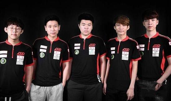 至显露出几 至显露出几